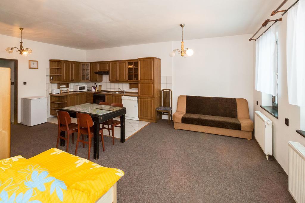 Hostel Havana Cesky Krumlov Room photo